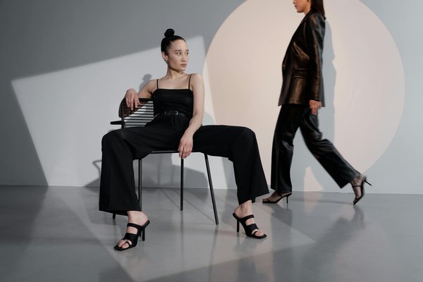 Transformez Votre Décor: Guide Pratique pour Élaborer un Style Vintage Inoubliable avec des Objets de Seconde Main